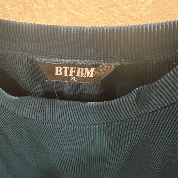 2 piece set - Picture 1 of 5